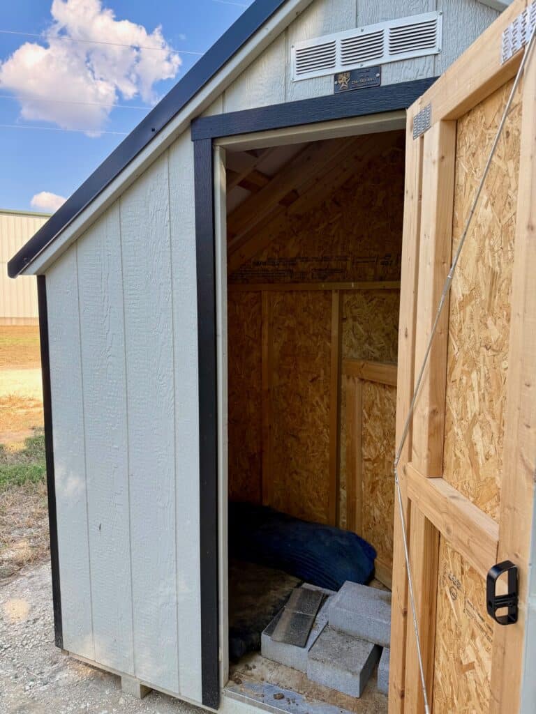 8x10 Dog Kennel, Rental Return