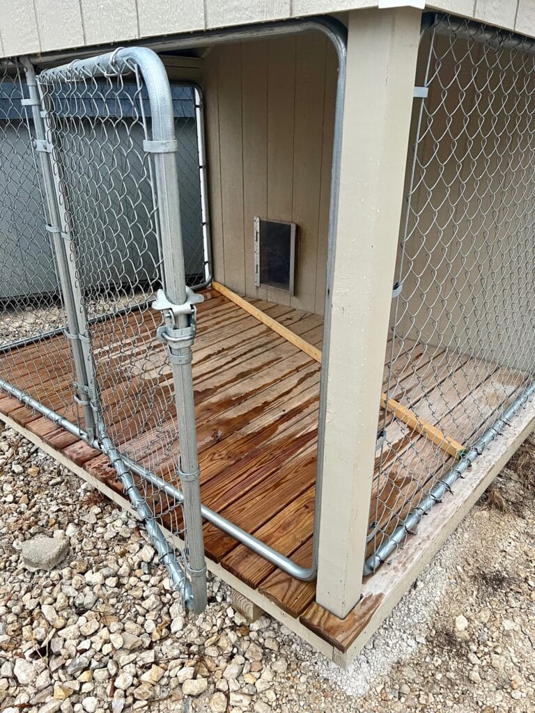 8x10 Dog Kennel, Rental Return