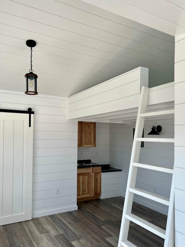 14x20 Studio Cabin, finished interior