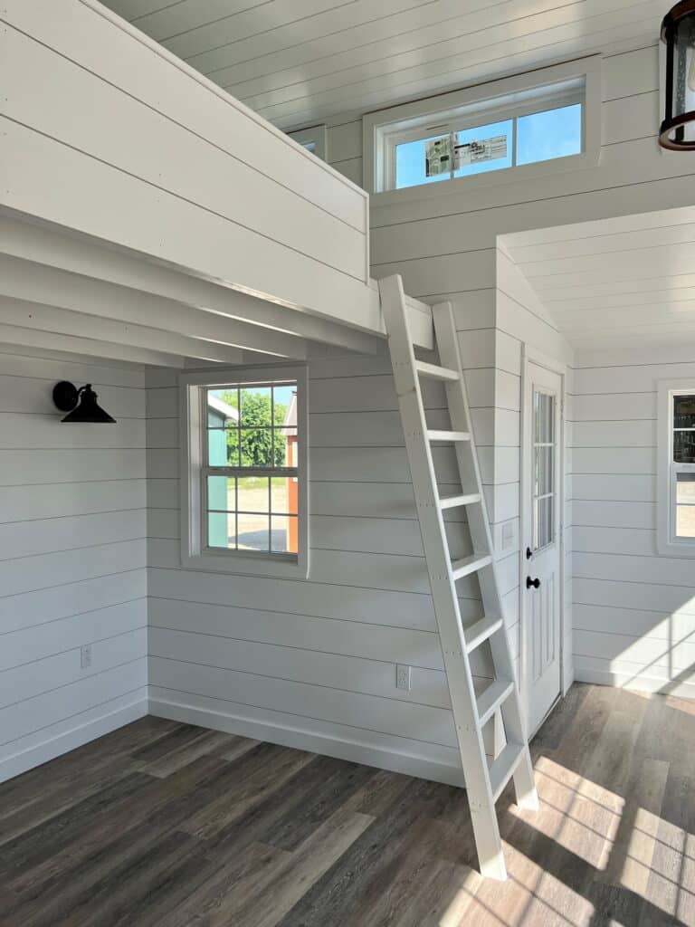 14x20 Studio Cabin, finished interior