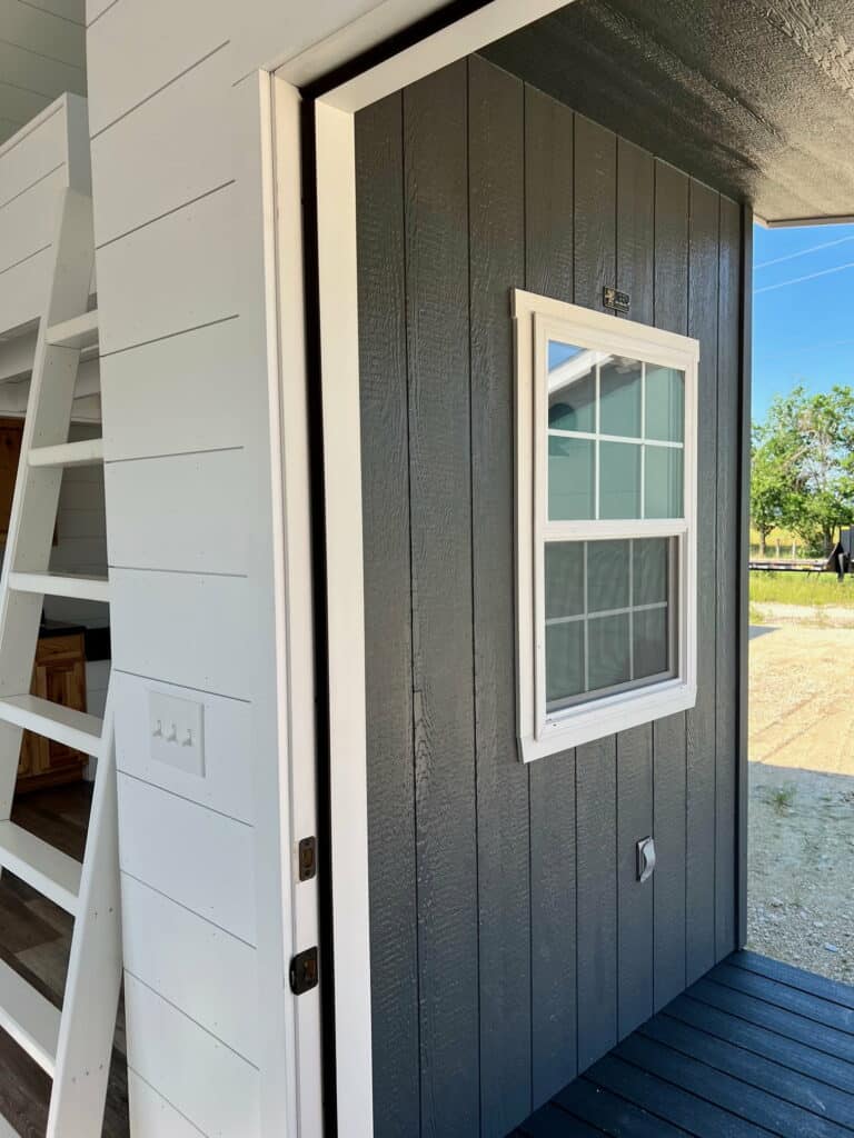 14x20 Studio Cabin, finished interior
