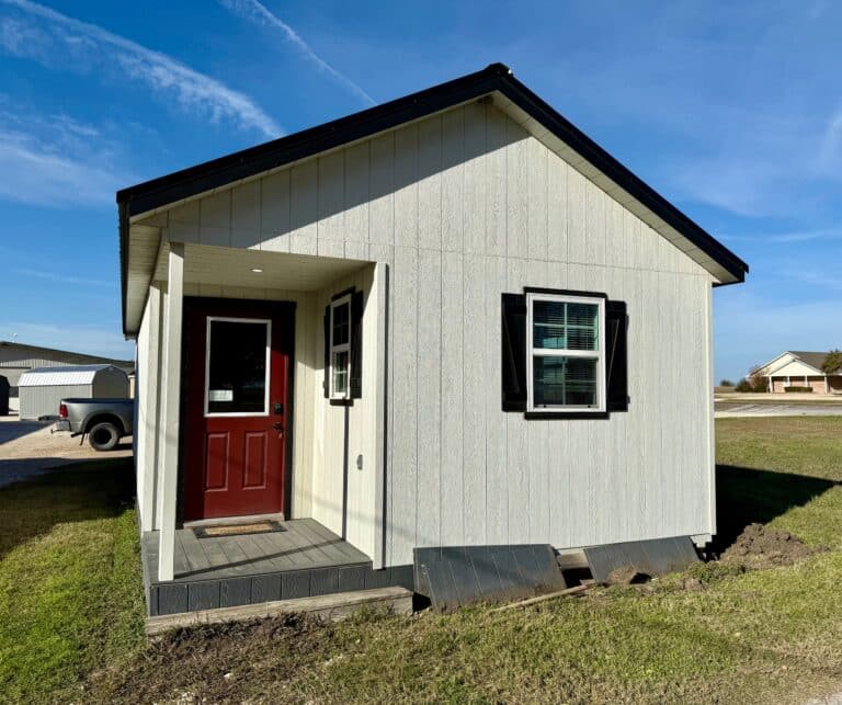 16x36 Outpost Cabin w/ Corner porch: Used