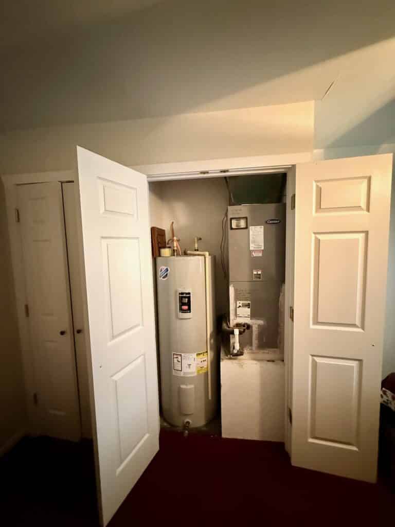 16x36 Guest House Cabin w/ Loft: Used