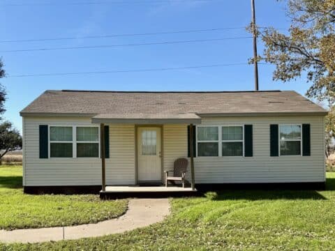 16x36 Guest House Cabin w/ Loft: Used