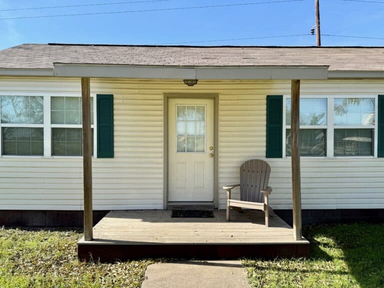 16x36 Guest House Cabin w/ Loft: Used