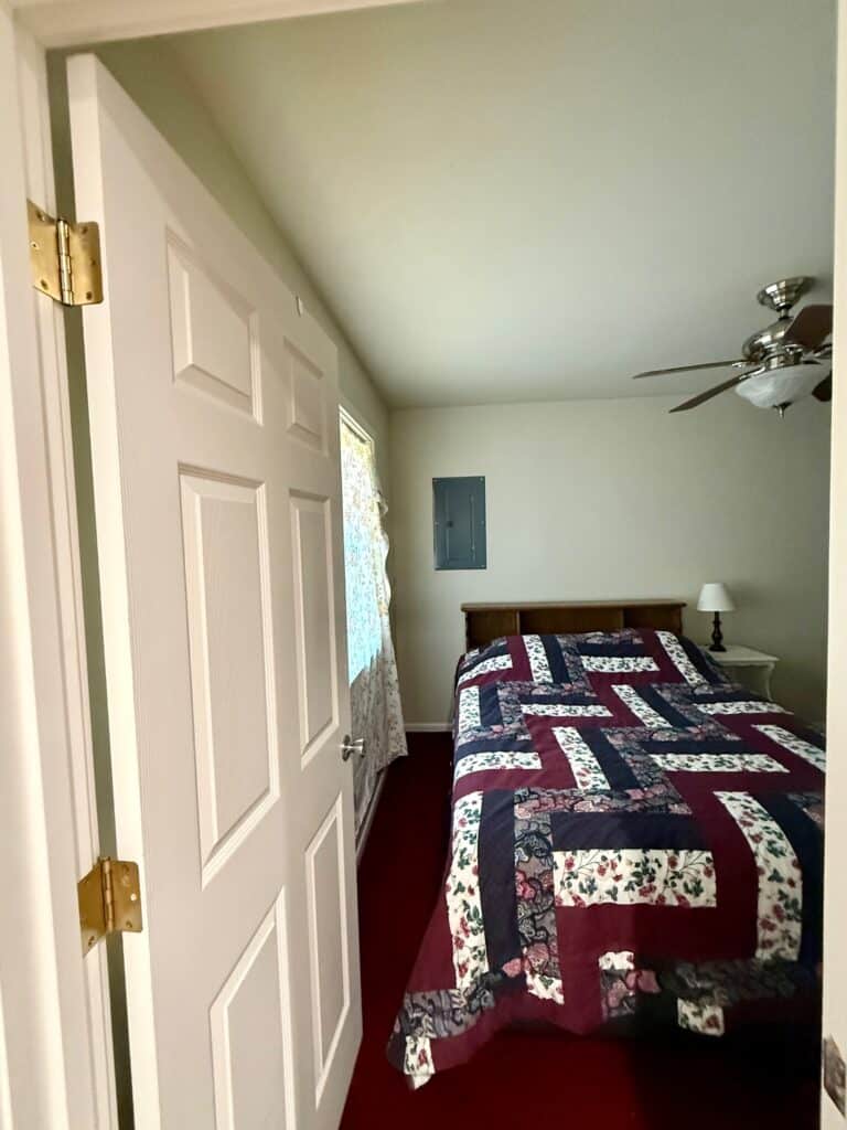 16x36 Guest House Cabin w/ Loft: Used