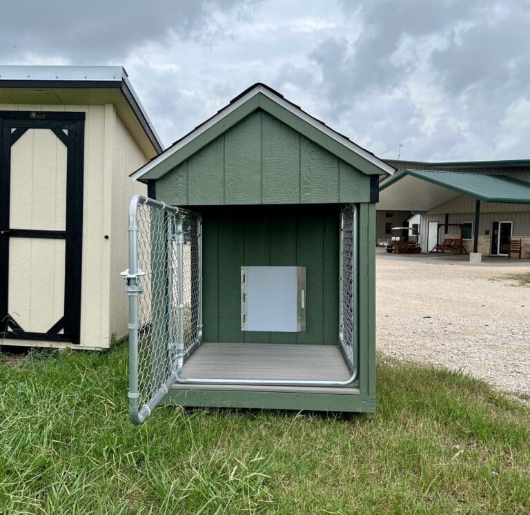 4x8 Dog Kennel
