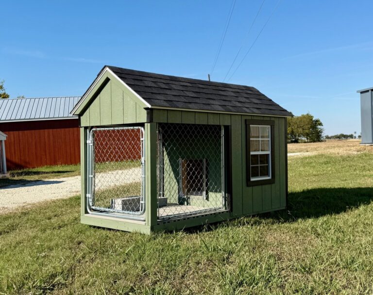 188063025HT 4x8 Dog Kennel for sale Rental Return Used 4x8 Dog Kennel, Rental Return
