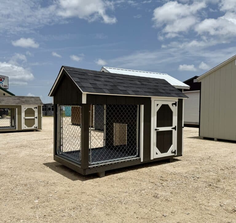 4x8 Dog Kennel