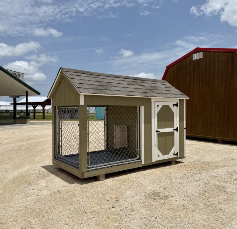 4x8 Dog Kennel