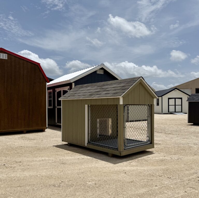 4x8 Dog Kennel