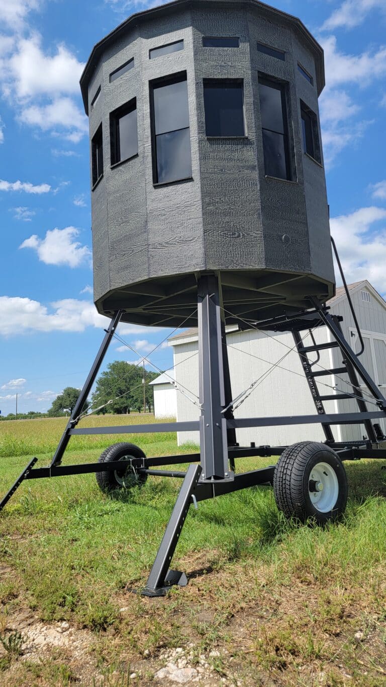 7x7 XL 360 Hunting Blind on Trailer