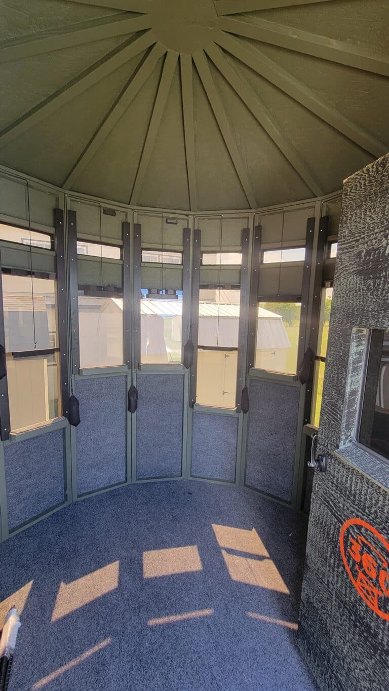7x7 XL 360 Hunting Blind on Trailer