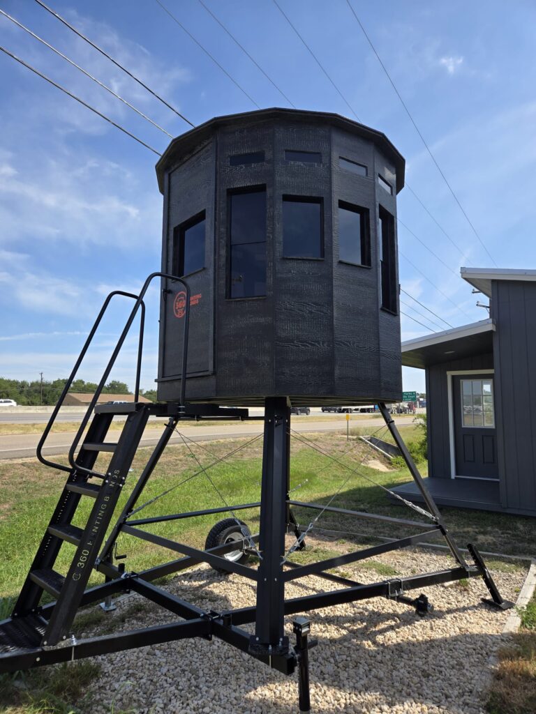 7x7 360 XL Hunting Blind on Trailer