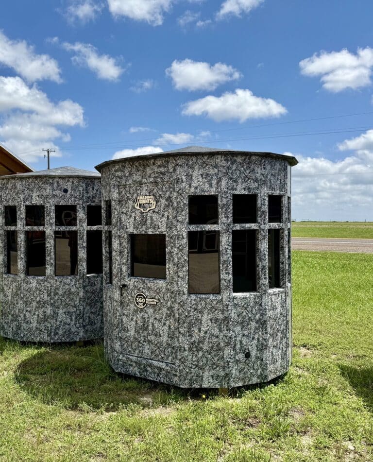 7×7 360 Pro XL Chasing Giants Hunting Blind – Assembled